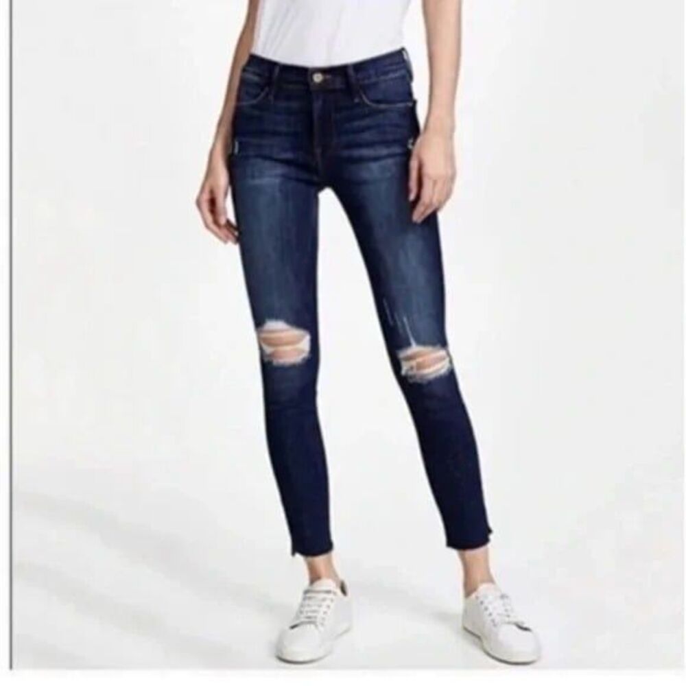 28 FRAME Midrise Le Garcon Dark Wash ripped distressed skinny